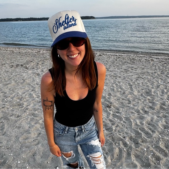 Meet your Posher, Kristina - Picture 2 of 2